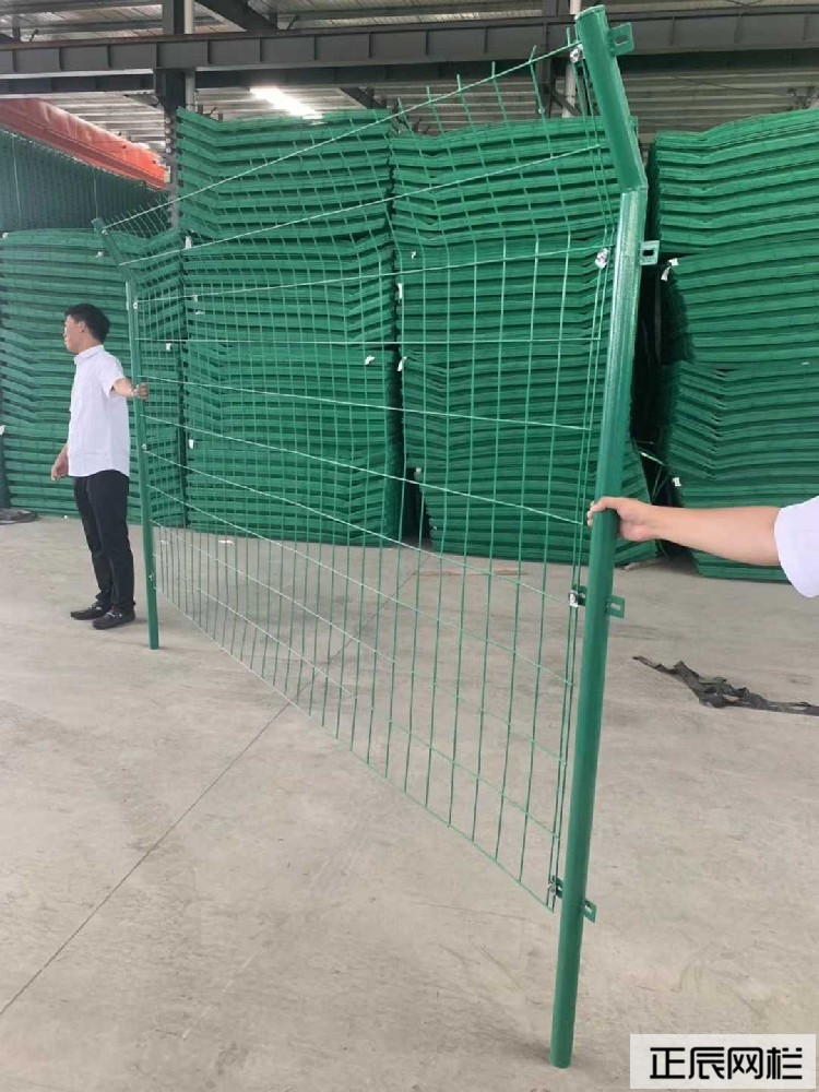 圍欄網(wǎng)子圖片及價格