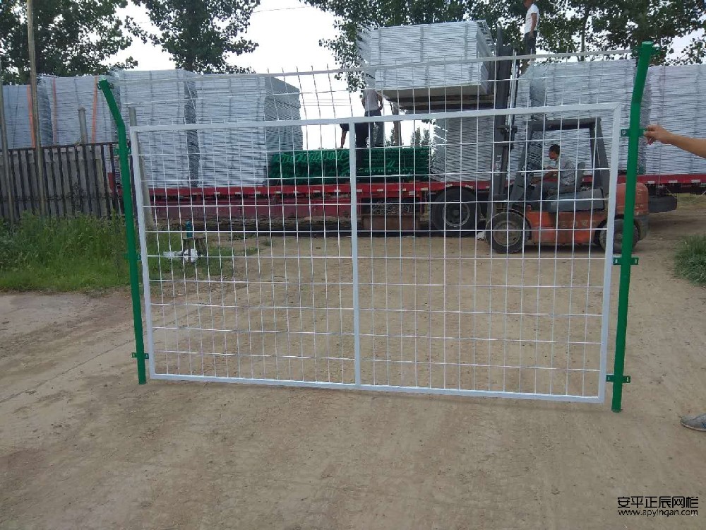 護(hù)欄網(wǎng)價(jià)格多少錢(qián)一米