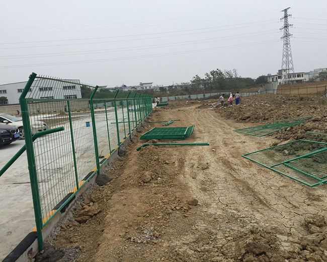 框架護欄網(wǎng)