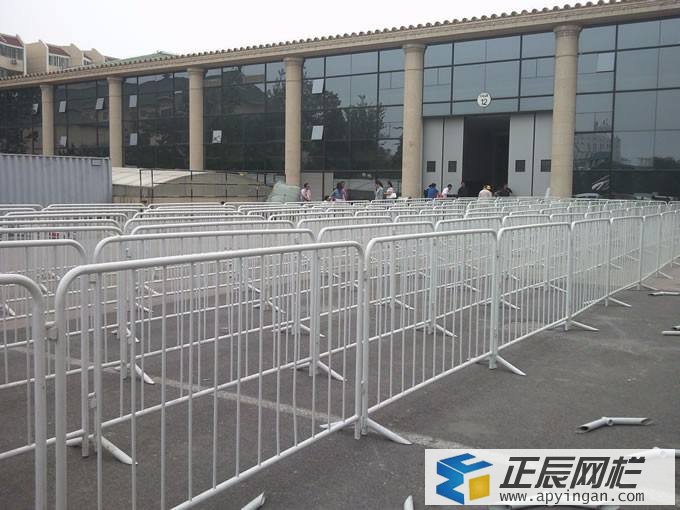 鐵馬護欄效果圖