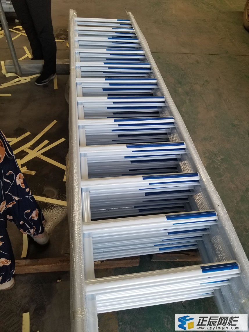 西安馬路護(hù)欄