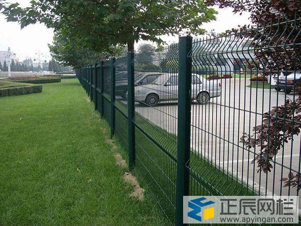 中分帶綠化隔離網(wǎng)