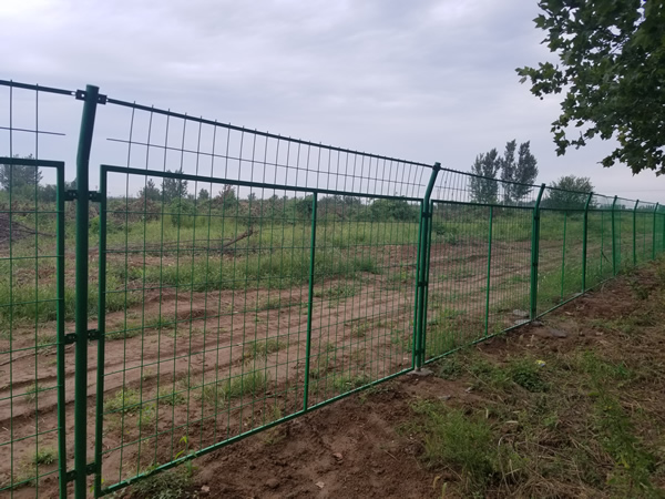 護(hù)欄網(wǎng)多少錢一米