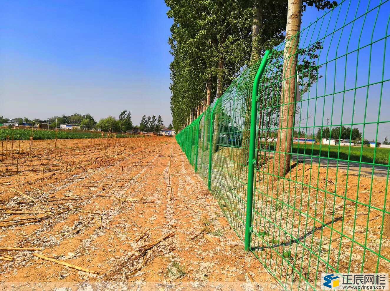 圈地圍欄網(wǎng)