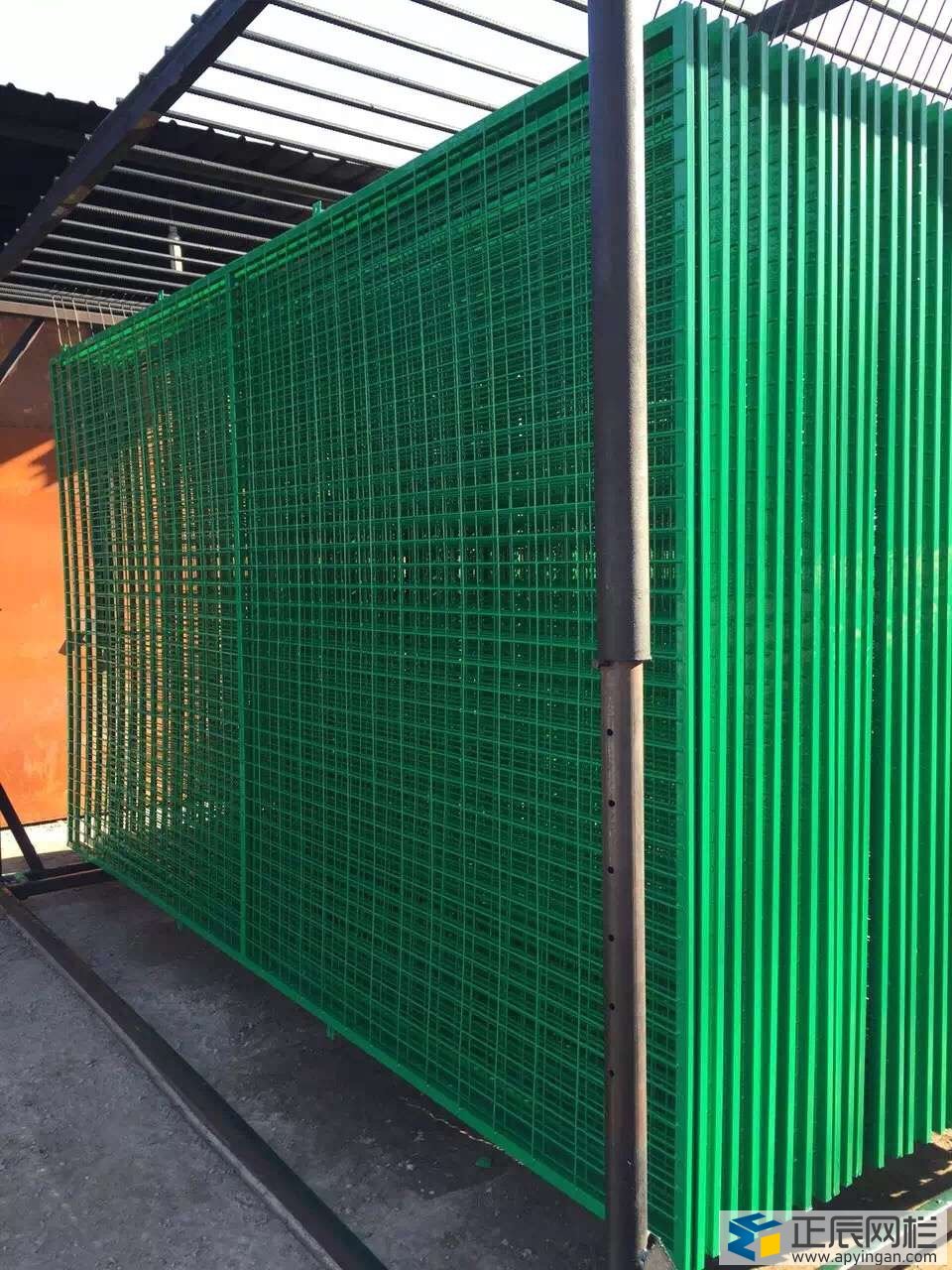 噴塑護(hù)欄網(wǎng)