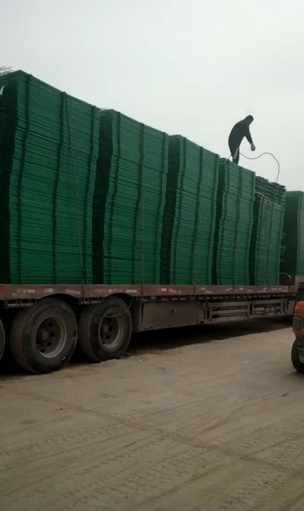 公路護欄網廠家